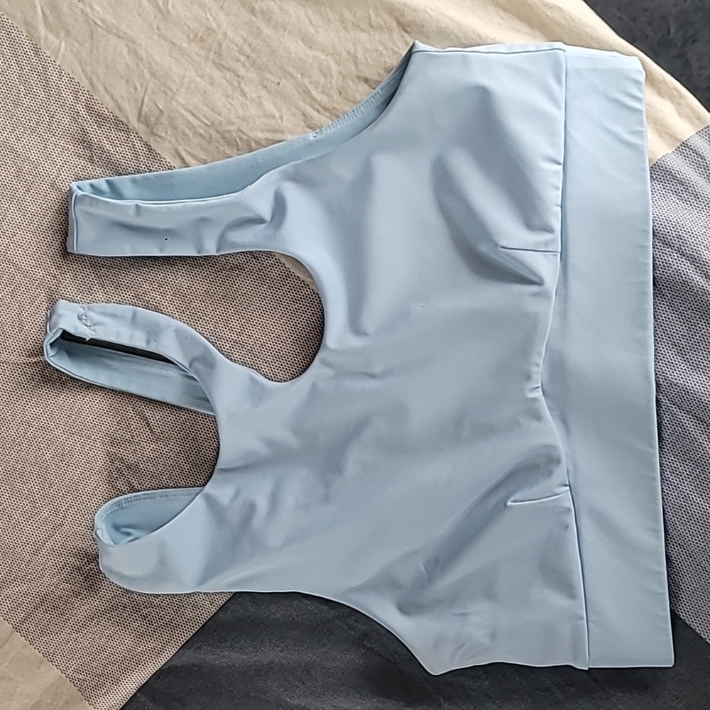 Fabletics Callie Medium Impact Bra